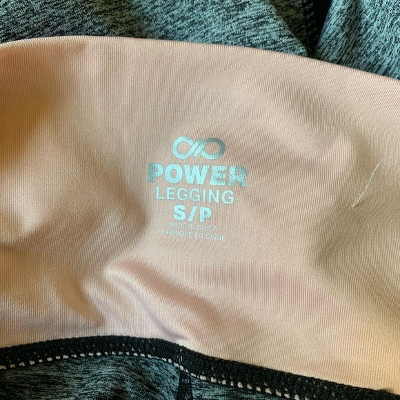Power Legging - Picture 6 of 8